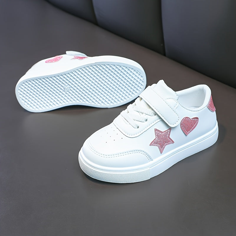 Paire de chaussures de skate à la mode pour petites filles — Monptitlou