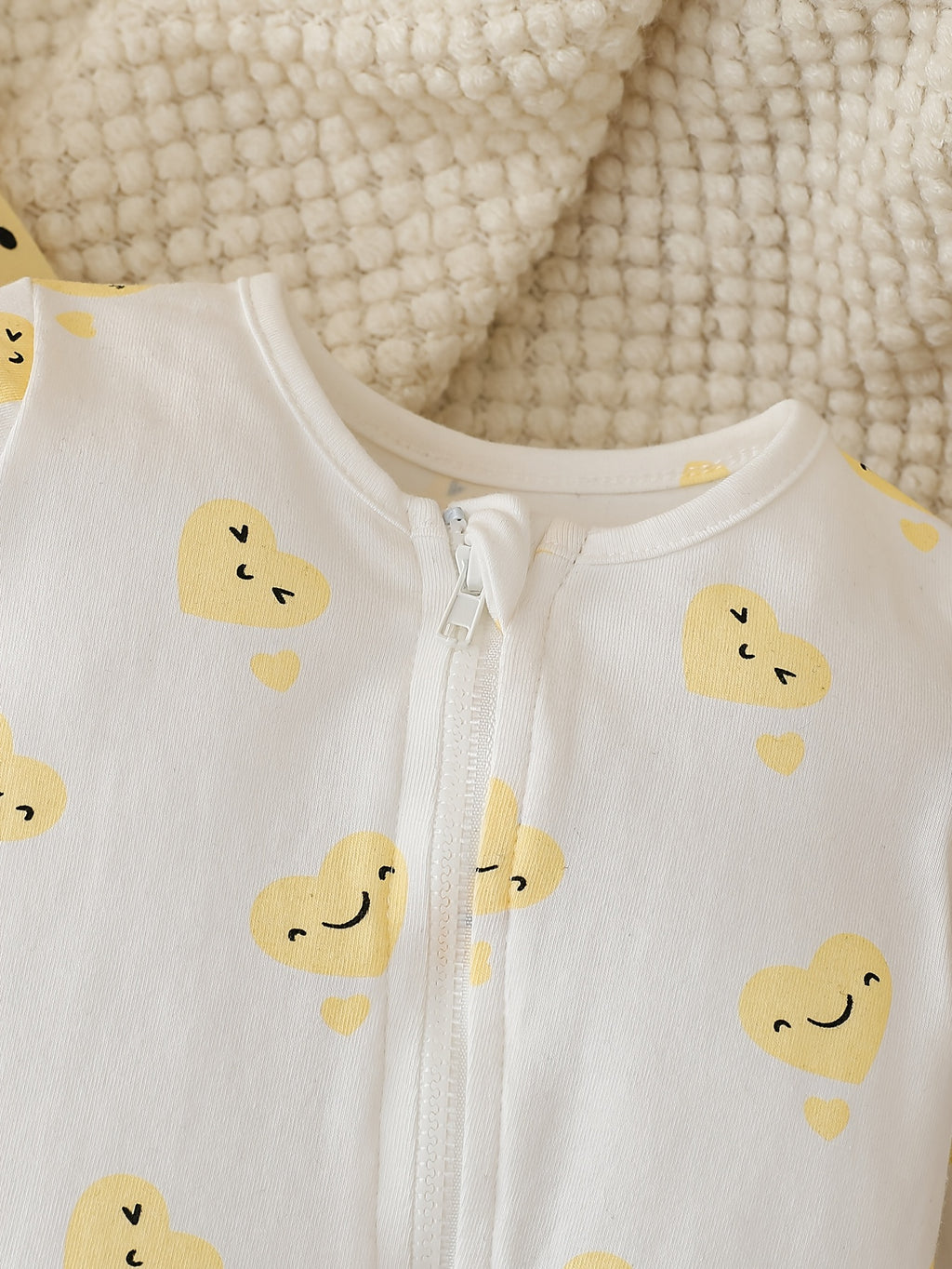 Bodies zippés à manches longues et pieds pour bébés filles — Monptitlou