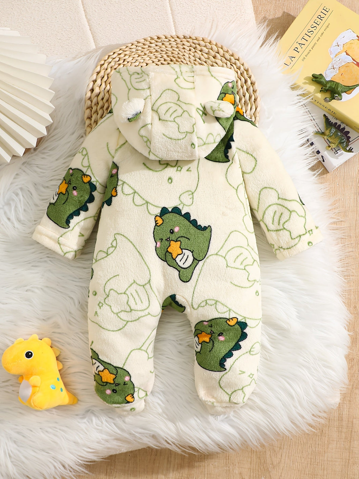 Grenouillère à capuche et pieds pour nouveau-né garçon — Monptitlou Image