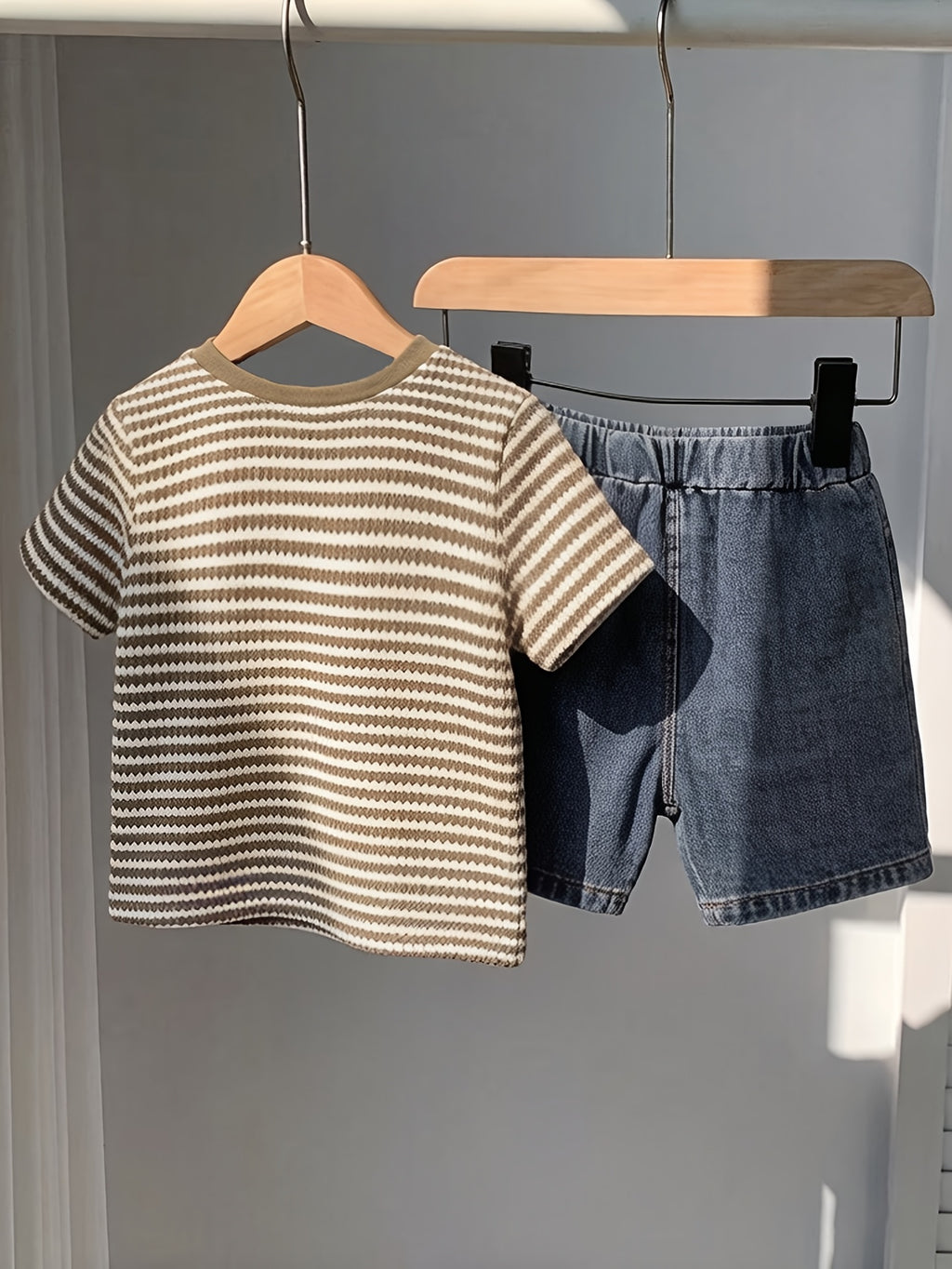 T-shirt col rond jacquard à blocs de couleur pour garçons été et short
