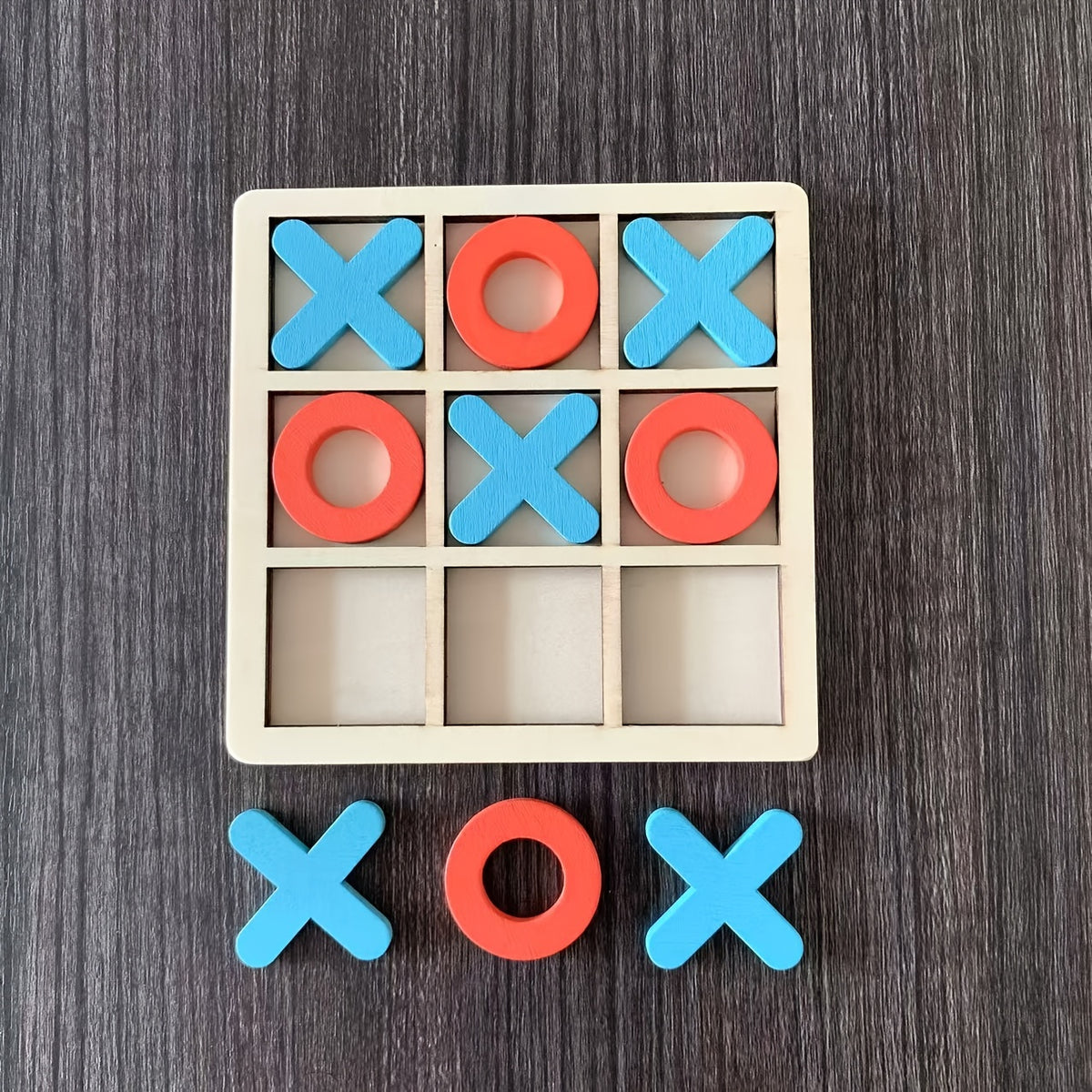 Jeu de morpion en bois pour enfants — Monptitlou Image