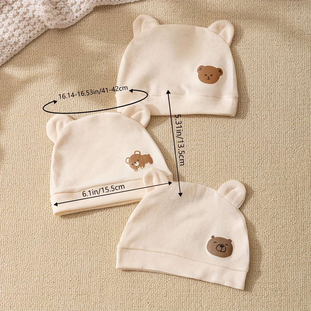 Bonnets pour bébé, avec des oreilles de ours mignons — Monptitlou