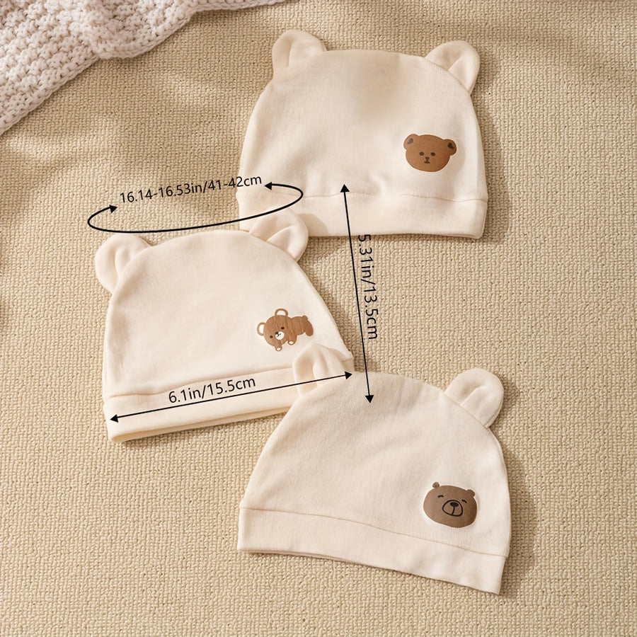Bonnets pour bébé, avec des oreilles de ours mignons — Monptitlou