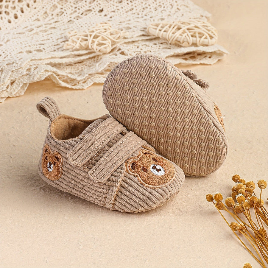 Baskets Mignonnes Unies à Fond Plat et Motif Dessin Animé pour Bébé — Monptitlou