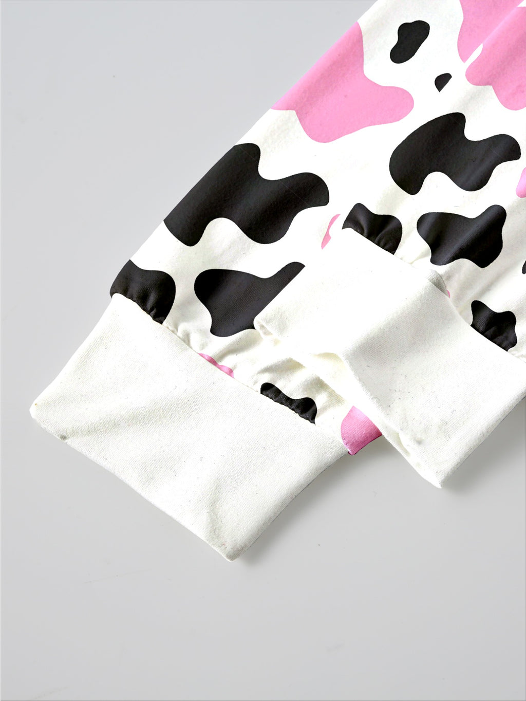 Pyjama à motif de vache tachetée — Monptitlou