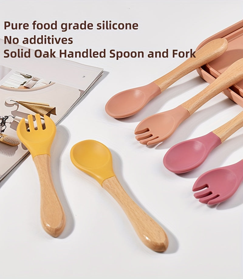 Cuillère en silicone alimentaire avec manche en bois — Monptitlou