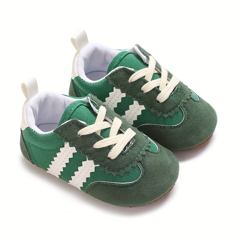 Chaussures de sport plates polyvalentes et respirantes antidérapantes — Monptitlou Image